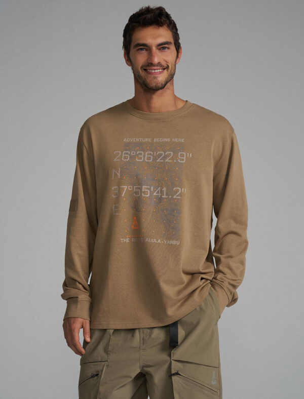 DAKAR long-sleeve t-shirt with a print.